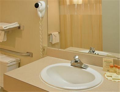 Days Inn By Wyndham Sault Ste Marie Mi Habitación foto